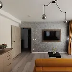 Bauhaus Wellness Apartamento *