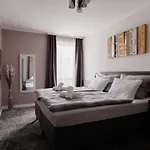 Apartamento Bauhaus Wellness *