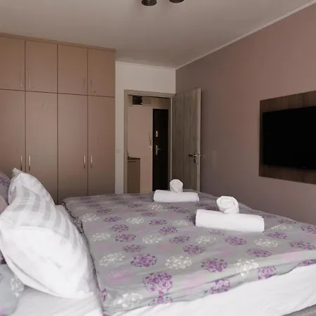 Διαμέρισμα Bauhaus Wellness *