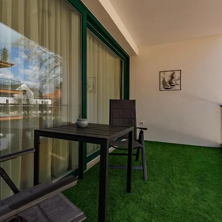 Bauhaus Wellness Apartament Siófok