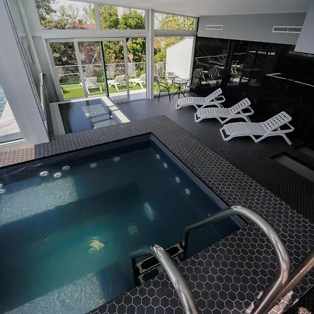 Apartment Bauhaus Wellness