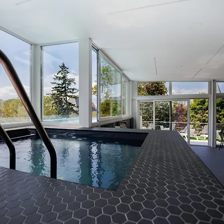 Bauhaus Wellness Appartement Siófok
